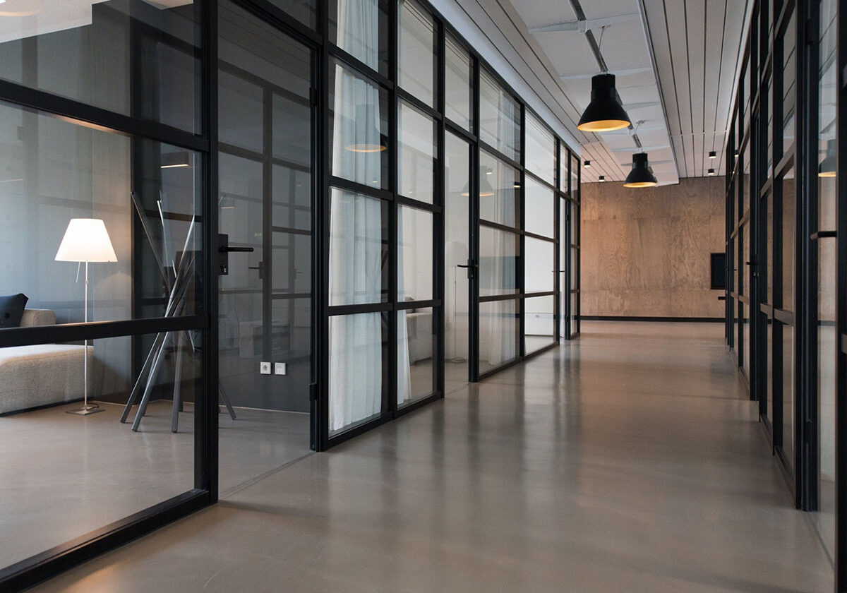 picture of commercial door